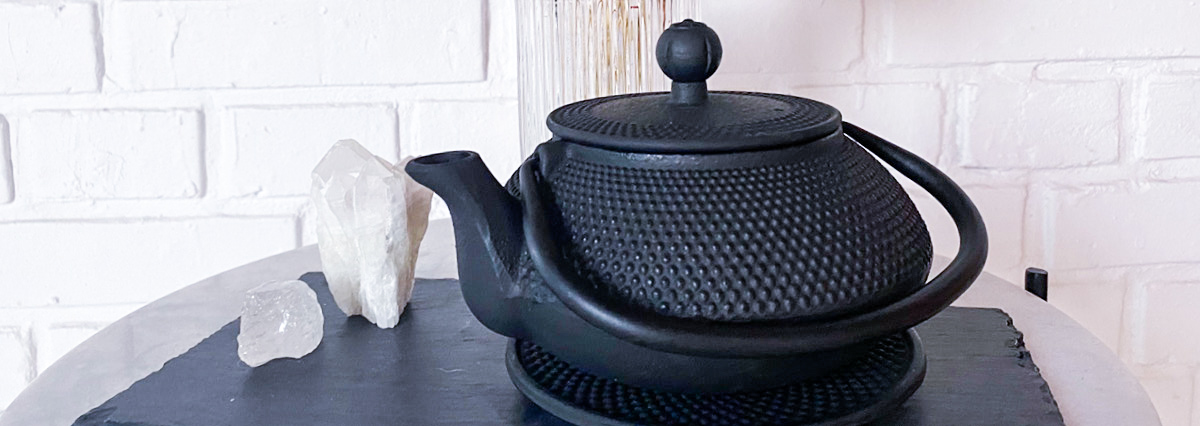 Cast Iron tea pot